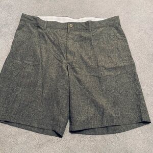 Greg Norman for Tasso Elba golf shorts, size 42, heather gray, 100% polyester